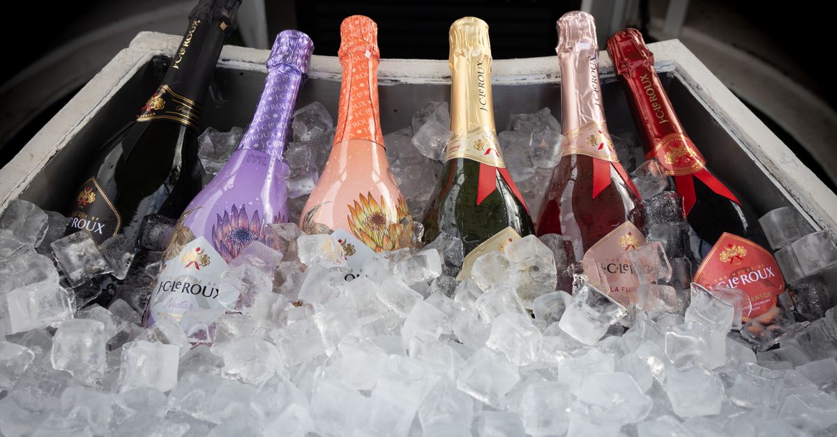 Juvé & Camps Quits Cava for Corpinnat