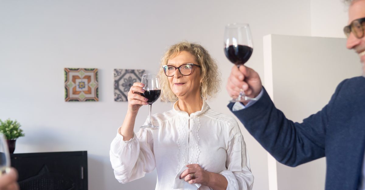 Your First Wine Tasting: What Actually Happens (and Why You Needn't Worry)