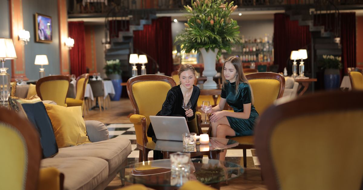 The Savoy's Beaufort Bar Becomes a Wine Bar