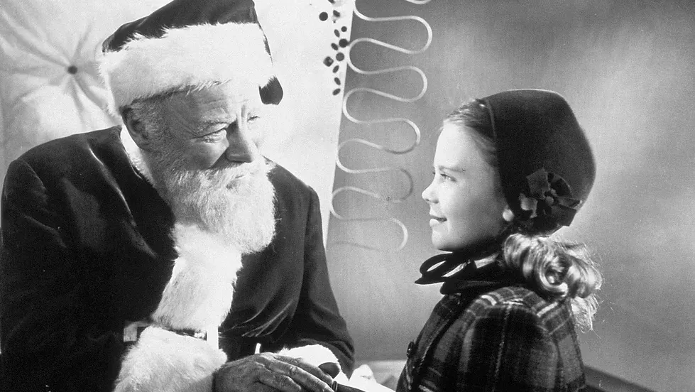 FILM - A Miracle on 34th Street (1947) with Wine - Birmingham