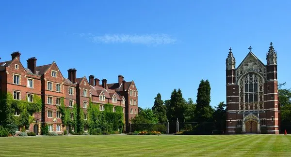 Saturday Intro to Wine with lunch at Selwyn College