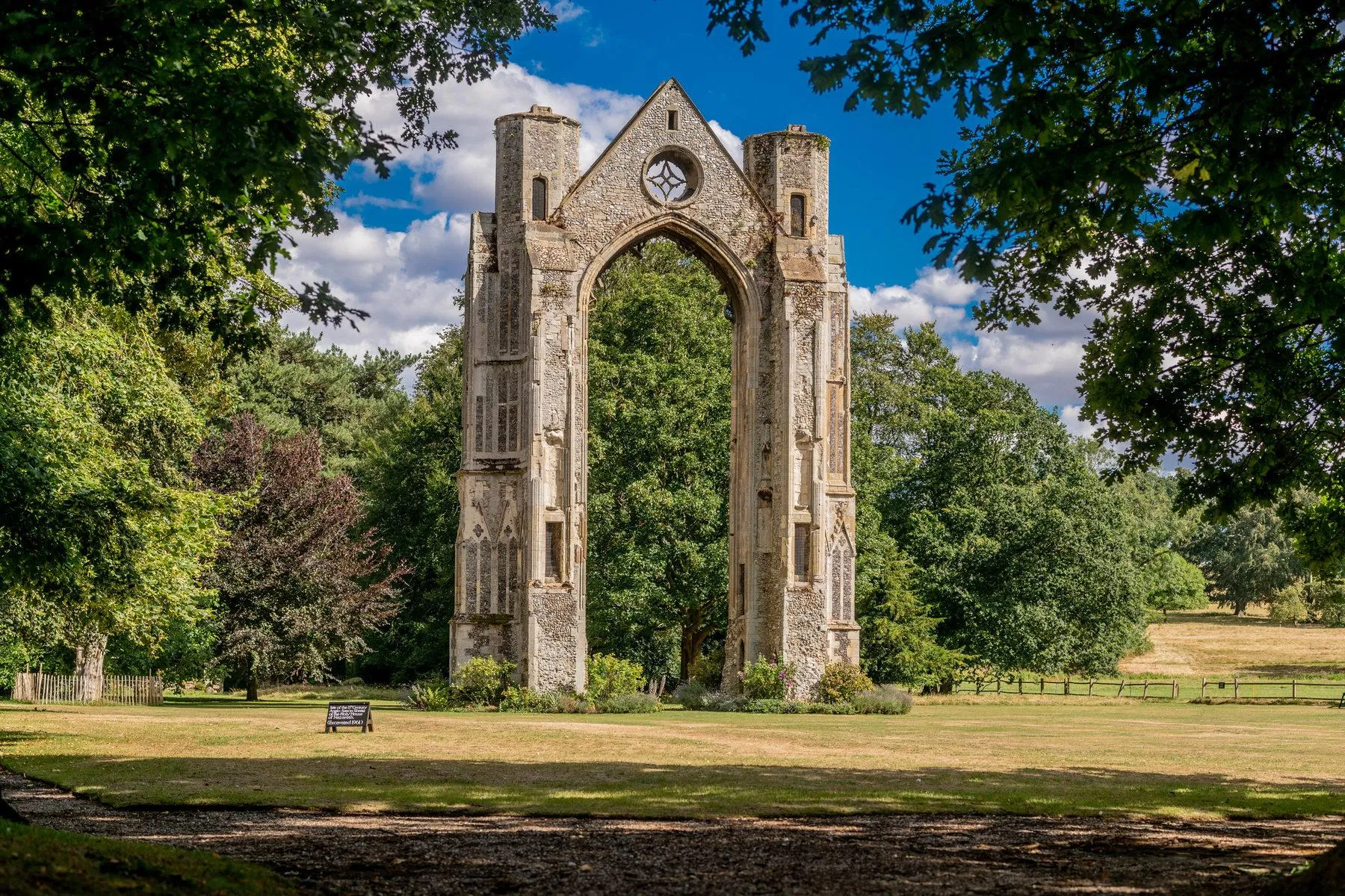 Summer Sunset Wine Tasting at Walsingham Abbey on Tuesday 15th September